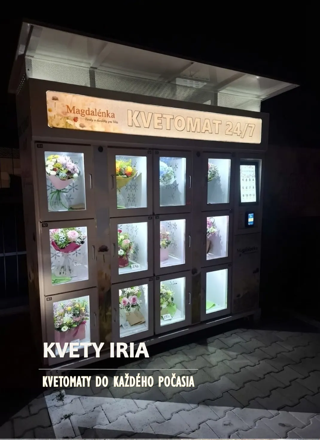 Venkovní květomat na 12 kytic — noční pohled